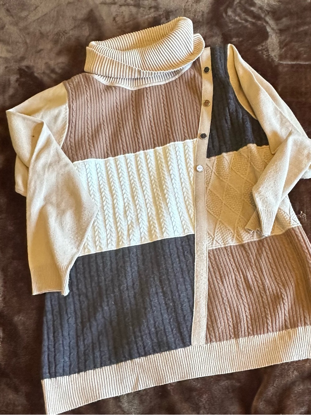 Mixed Colorblock Turtleneck Button-Front Sweater - Cream, Brown,black , white